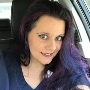 Meet your Posher, Stacy